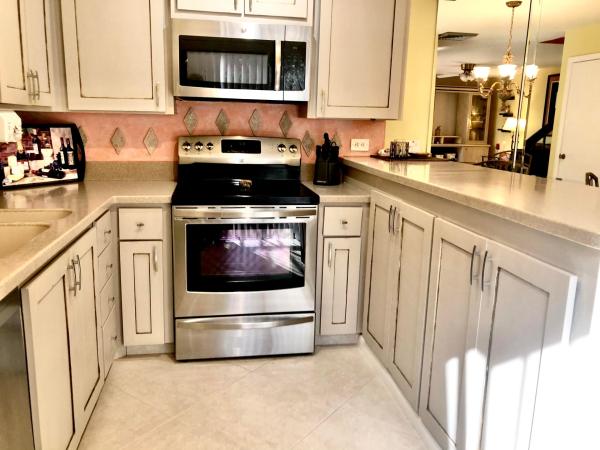Glenwood Townhomes, 410 4th Ter, Palm Beach Gardens, Florida 33418, image 2