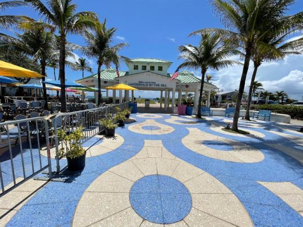 Gardens By The Sea, 1501 S Ocean Blvd #315, Lauderdale By The Sea, Florida 33062, image 1