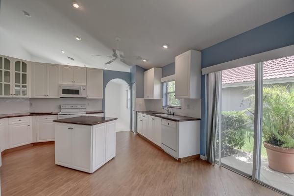 Lakeridge Falls, 7374 Potomac Falls Ln, Boynton Beach, Florida 33437, image 1