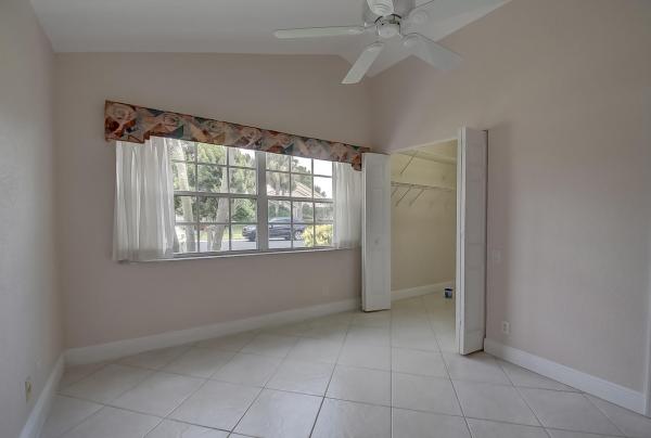 Lakeridge Falls, 7374 Potomac Falls Ln, Boynton Beach, Florida 33437, image 2