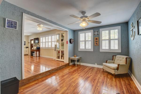Lantana Heights, 1036 S 14th St, Lantana, Florida 33462, image 1