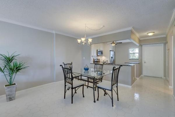 Coral Towers, 4800 Bayview Dr #402, Fort Lauderdale, Florida 33308, image 3