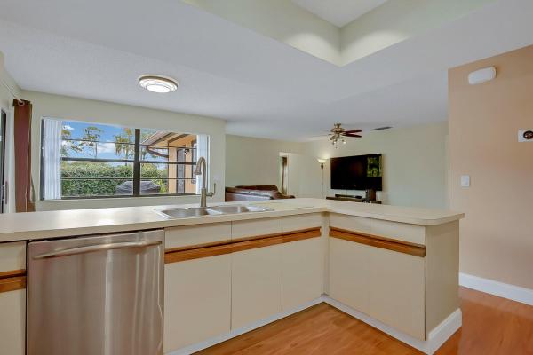 Lone Pine Estates, 2557 Canterbury Dr N, Riviera Beach, Florida 33407, image 1