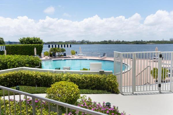 Carlyle House, 2773 S Ocean Blvd #3110, Palm Beach, Florida 33480, image 1