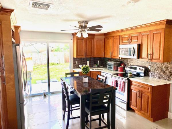 Lake Worth No HOA, 120 S Price St, Lake Worth, Florida 33461, image 2