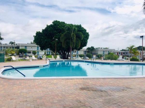 Murry Hills, 2880 Lake Osborne Dr #102, Lake Worth Beach, Florida 33461, image 3