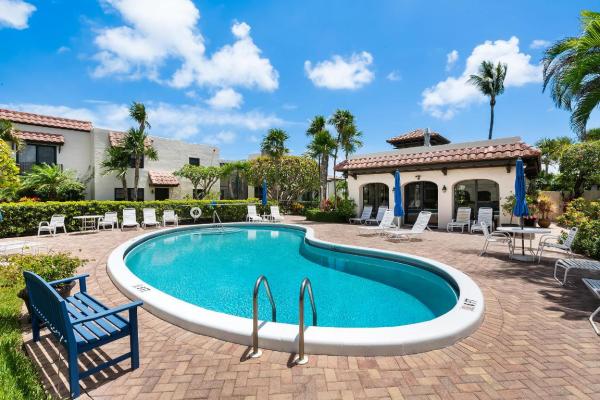 Jardin Del Mar, 200 S Ocean Blvd #A-109, Delray Beach, Florida 33483, image 2