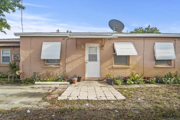 Ridgewood Heights, 1018 SW 7th Ave, Delray Beach, Florida 33444, image 1