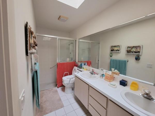 Sun Terrace At The Oaks, 1401 Silverleaf Oak Ct, Palm Beach Gardens, Florida 33410, image 3