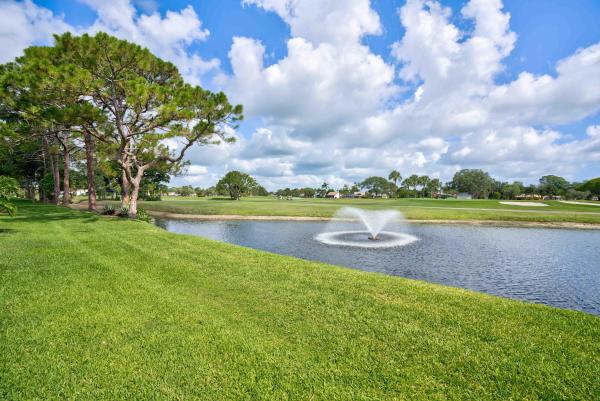 Eastpointe Country Club, 12950 Touchstone Pl, Palm Beach Gardens, Florida 33418, image 2