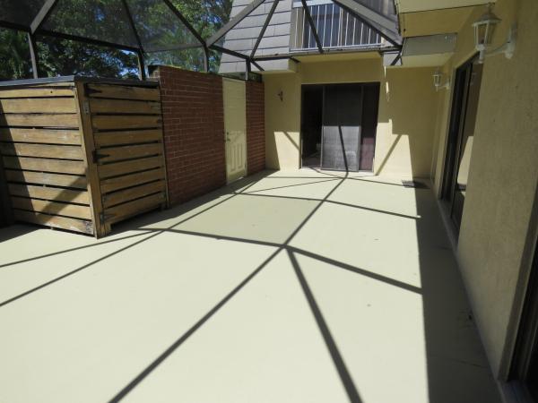 Glenwood Townhomes, 819 8th Ter, Palm Beach Gardens, Florida 33418, image 2