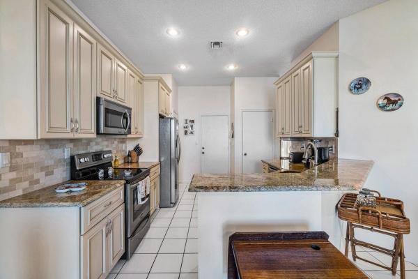 Farmington Estates, 10856 Paso Fino Dr, Lake Worth, Florida 33449, image 2