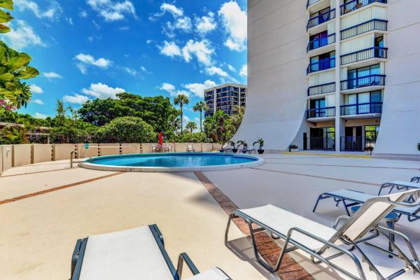 Jefferson Tower, 2425 Presidential Way #1806, West Palm Beach, Florida 33401, image 3