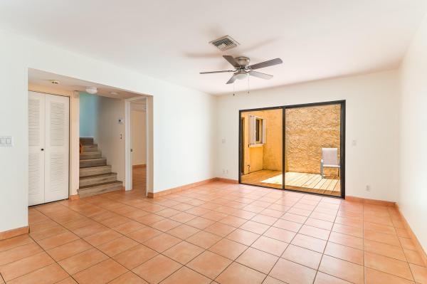 Pineapple Walk, 22350 Pineapple Walk Dr, Boca Raton, Florida 33433, image 1