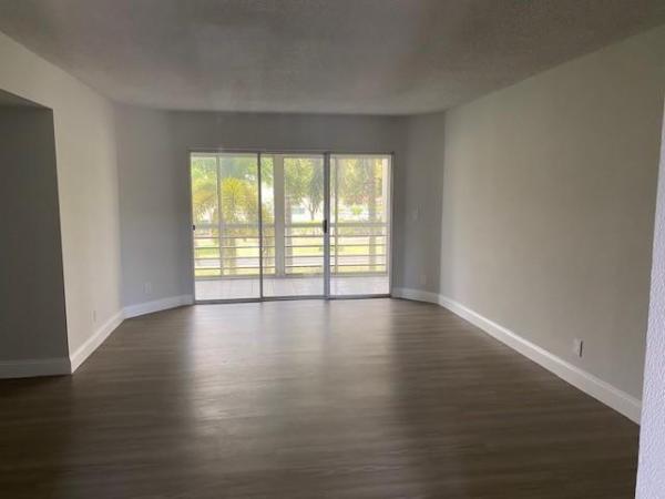 Margate At Poinciana Place, 3590 Via Poinciana #211, Lake Worth, Florida 33467, image 1