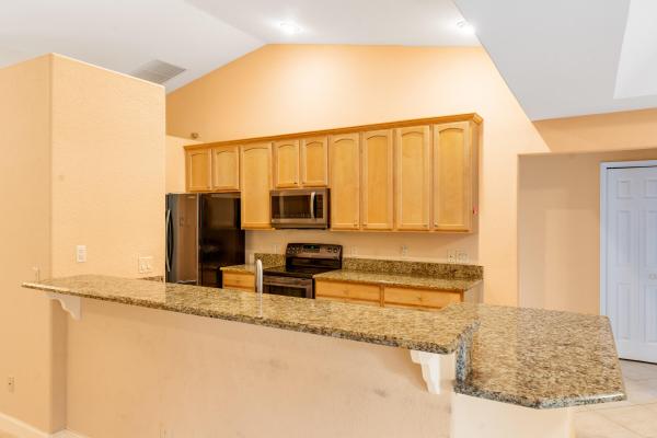 Hidden Oaks, 2401 SW Vardon St, Port St. Lucie, Florida 34953, image 2