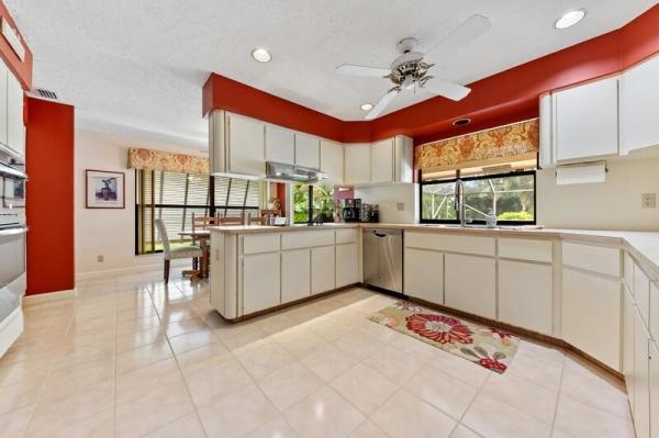 Meadow Wood Of The Landings At Wellington, 15230 Meadow Wood Dr, Wellington, Florida 33414, image 2