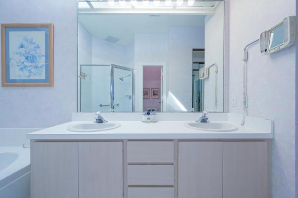 Oaks East, 224 E Tall Oaks Cir, Palm Beach Gardens, Florida 33410, image 3