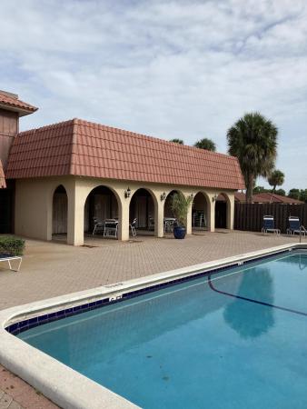 Forest Hill Villas Garden, 5937 Forest Hill Blvd #101, West Palm Beach, Florida 33415, image 3
