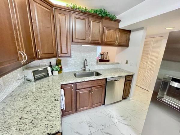 Lakeside Of Banyan Springs, 10174 Mangrove Dr #103, Boynton Beach, Florida 33437, image 1