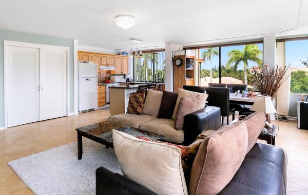 Yorktown, 1500 Presidential Way #303, West Palm Beach, Florida 33401, image 2
