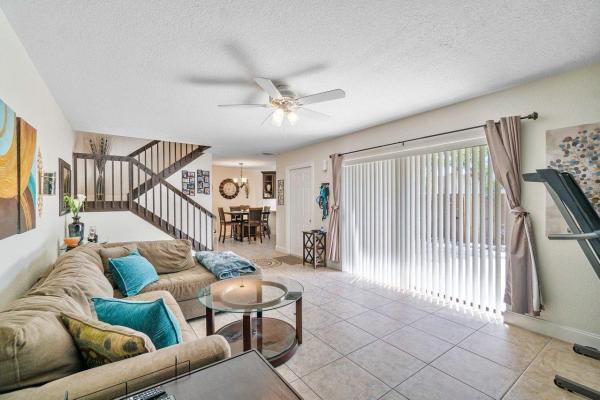 Village Of Sandalwood Lakes South, 5715 57th Way, West Palm Beach, Florida 33409, image 3