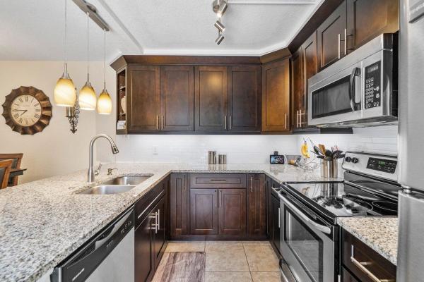 Village Of Sandalwood Lakes South, 5715 57th Way, West Palm Beach, Florida 33409, image 1