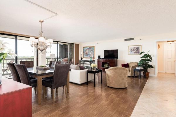The Envoy, 2450 Presidential Way #706, West Palm Beach, Florida 33401, image 2