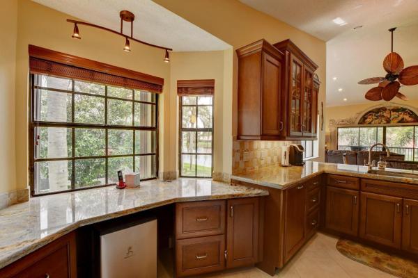 The Lexington Club Villas, 7824 Lexington Club Blvd #C, Delray Beach, Florida 33446, image 3