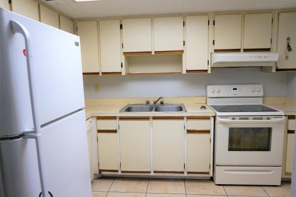 Midport Place, 1564 SE Royal Green Cir #102, Port St. Lucie, Florida 34952, image 3