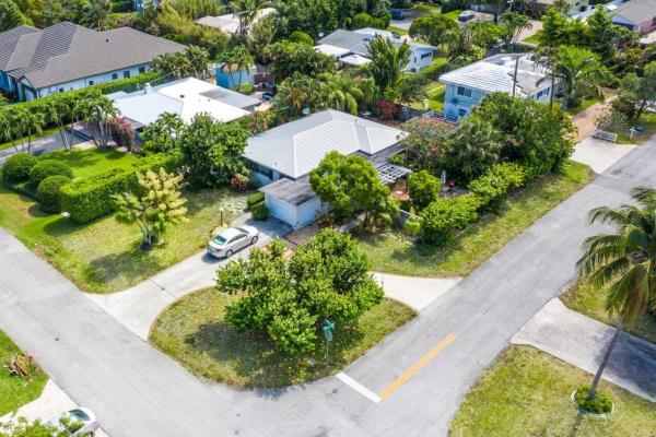 Totterdale, 1407 Lake Dr, Delray Beach, Florida 33444, image 1