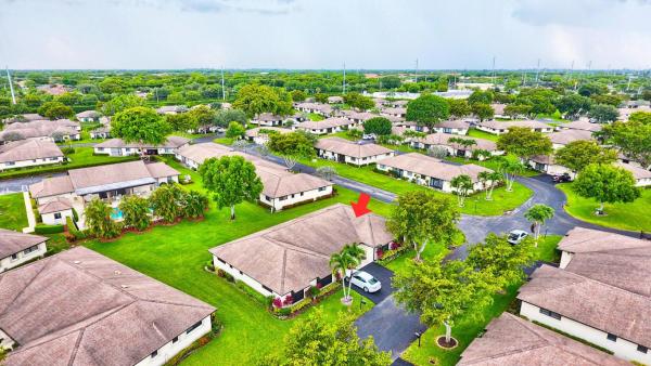Greentree Villas, 10281 Dovewood Ln #B, Boynton Beach, Florida 33436, image 1