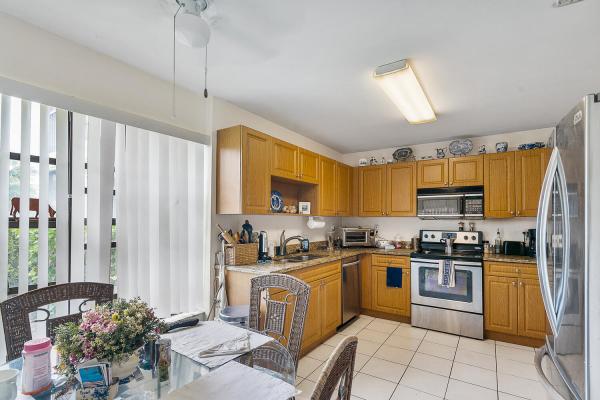Park Pointe, 3265 Perimeter Dr, Greenacres, Florida 33467, image 2