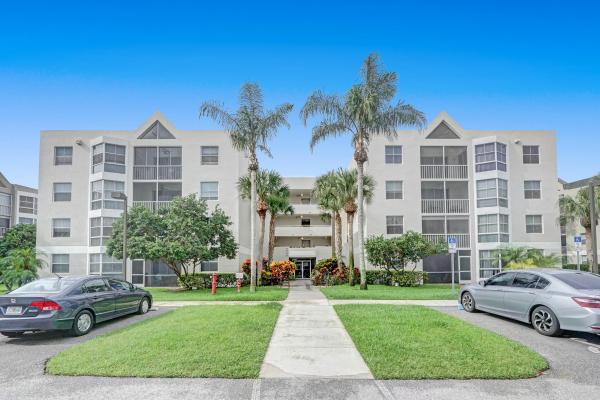 Ruby At Delray, 5936 Morningstar Cir #305, Delray Beach, Florida 33484, image 2