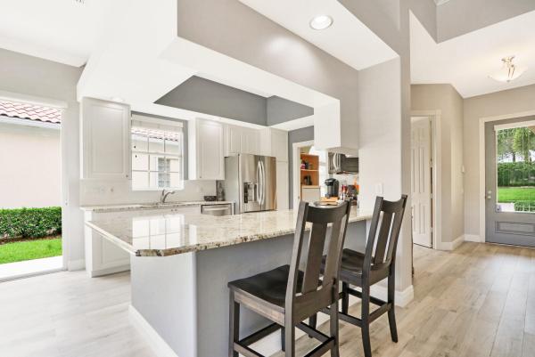 The Isles At Palm Beach Gardens, 102 Euphrates Cir, Palm Beach Gardens, Florida 33410, image 2