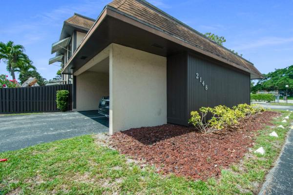 Quail Hollow, 2148 Sherwood Forest Blvd #2, West Palm Beach, Florida 33415, image 1