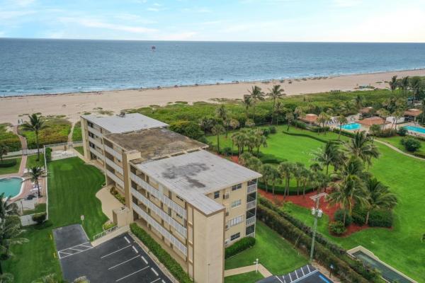 Villas On The Ocean, 3600 N Ocean Dr #322, Riviera Beach, Florida 33404, image 2