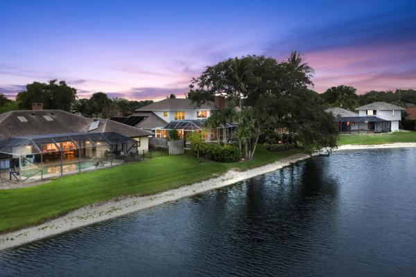 Frenchmen's Landing, 12886 La Rochelle Cir, Palm Beach Gardens, Florida 33410, image 2