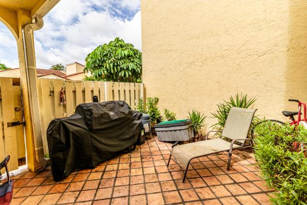 Pineapple Walk, 22352 Pineapple Walk Dr, Boca Raton, Florida 33433, image 1