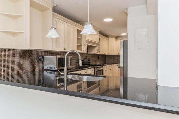Boca Bayou, 9 Royal Palm Way #2060, Boca Raton, Florida 33432, image 1