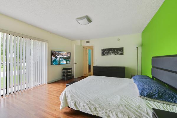 Village Of Sandalwood Lakes, 2807 28th Way, West Palm Beach, Florida 33407, image 2