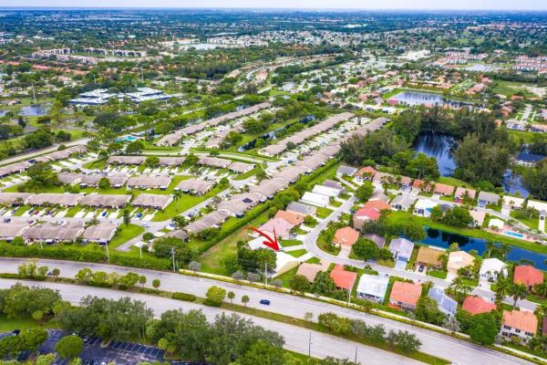 Pinewood Cove, 5593 American Cir, Delray Beach, Florida 33484, image 2