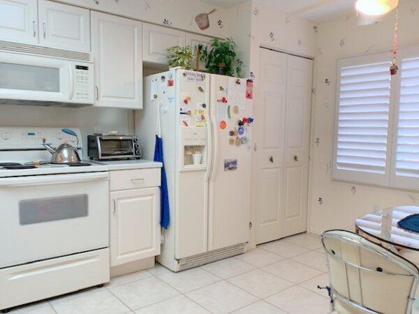 Coral Cove At Coral Lakes, 12511 Imperial Isle Dr #302, Boynton Beach, Florida 33437, image 1
