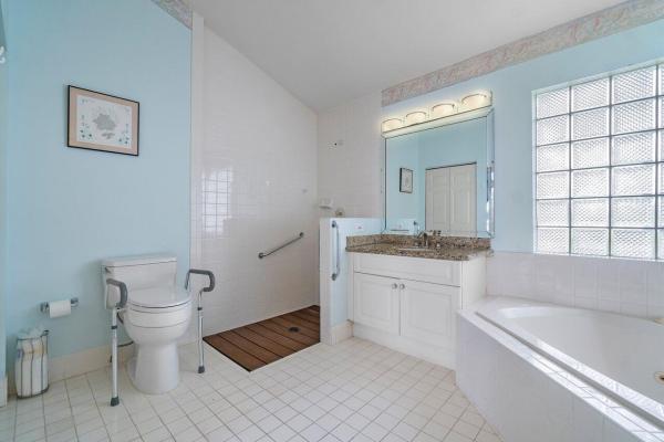 Mykonos Court, 3692 Mykonos Ct, Boca Raton, Florida 33487, image 2