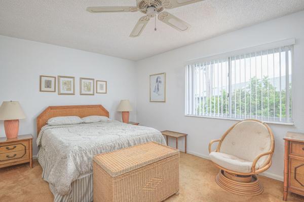 Golf Lake Villas, 5719 Deer Run Dr #4, Fort Pierce, Florida 34951, image 3