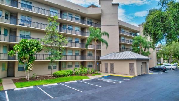 Caribbean At Boca Bayou, 27 Royal Palm Way #401, Boca Raton, Florida 33432, image 2
