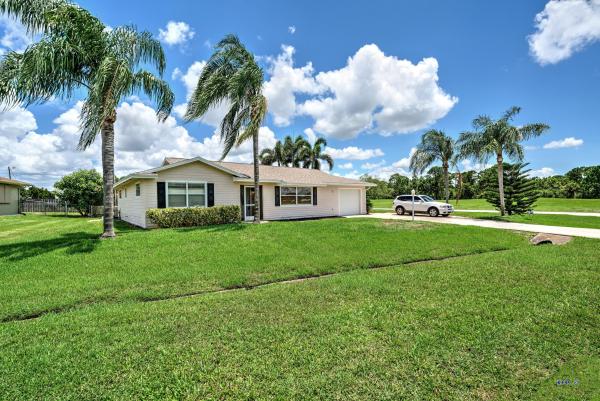 Sandpiper Bay, 1465 SE Cambridge Dr, Port St. Lucie, Florida 34952, image 3