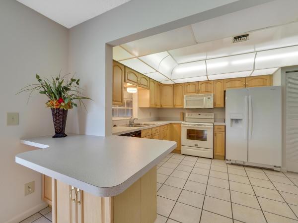High Point Of Fort Pierce, 1023 Pheasant Run Apt D Dr, Fort Pierce, Florida 34950, image 1
