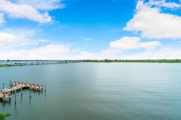 Royal Saxon, 2840 S Ocean Blvd #5160, Palm Beach, Florida 33480, image 1