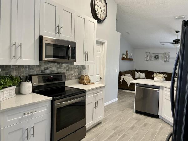 Lakewood Park, 8106 Kenwood Rd, Fort Pierce, Florida 34951, image 2